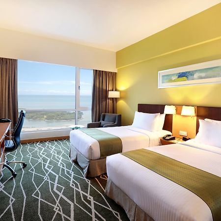 Holiday Inn Melaka By Ihg Экстерьер фото Deluxe Room