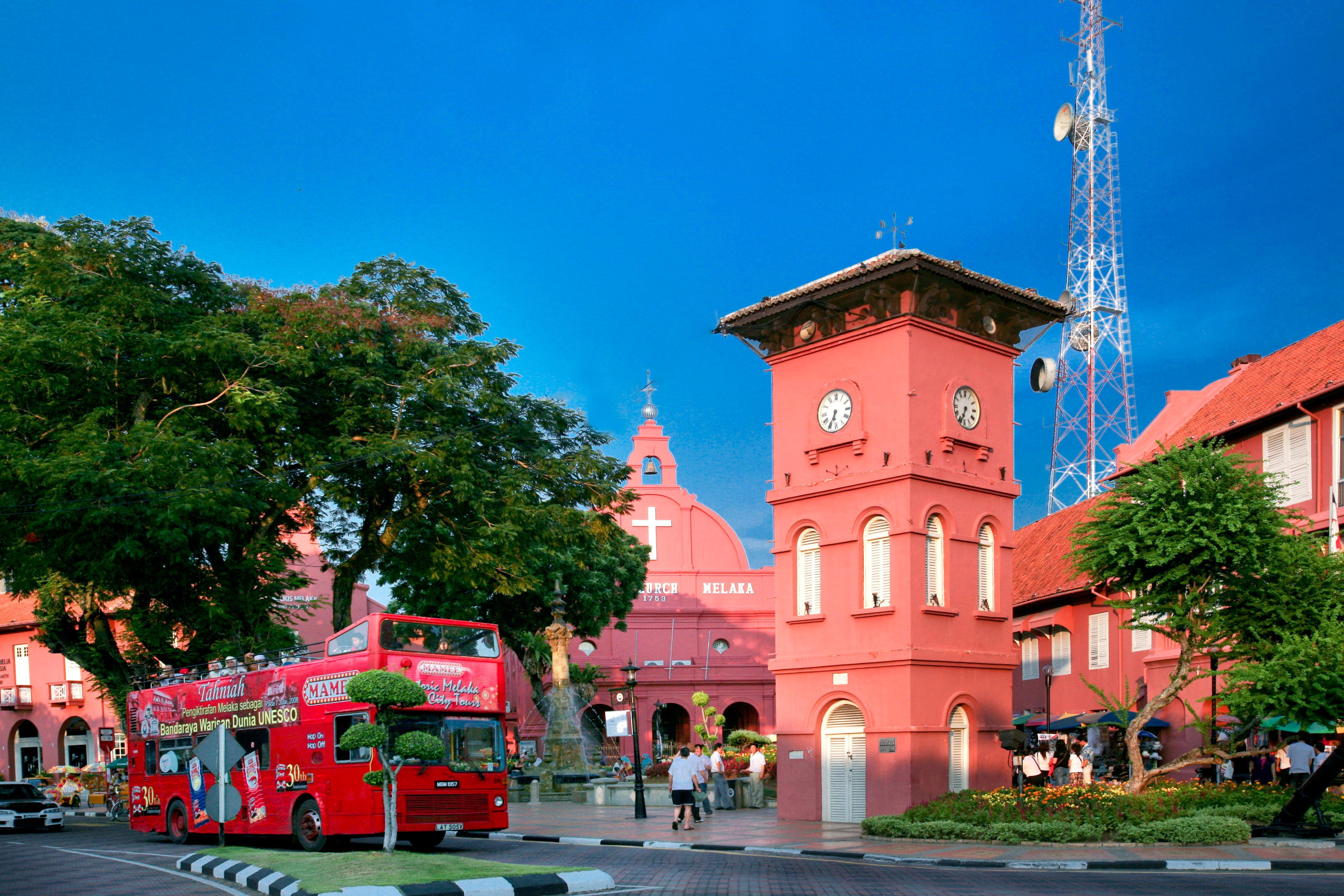 Holiday Inn Melaka By Ihg Экстерьер фото The clock tower of the former station building