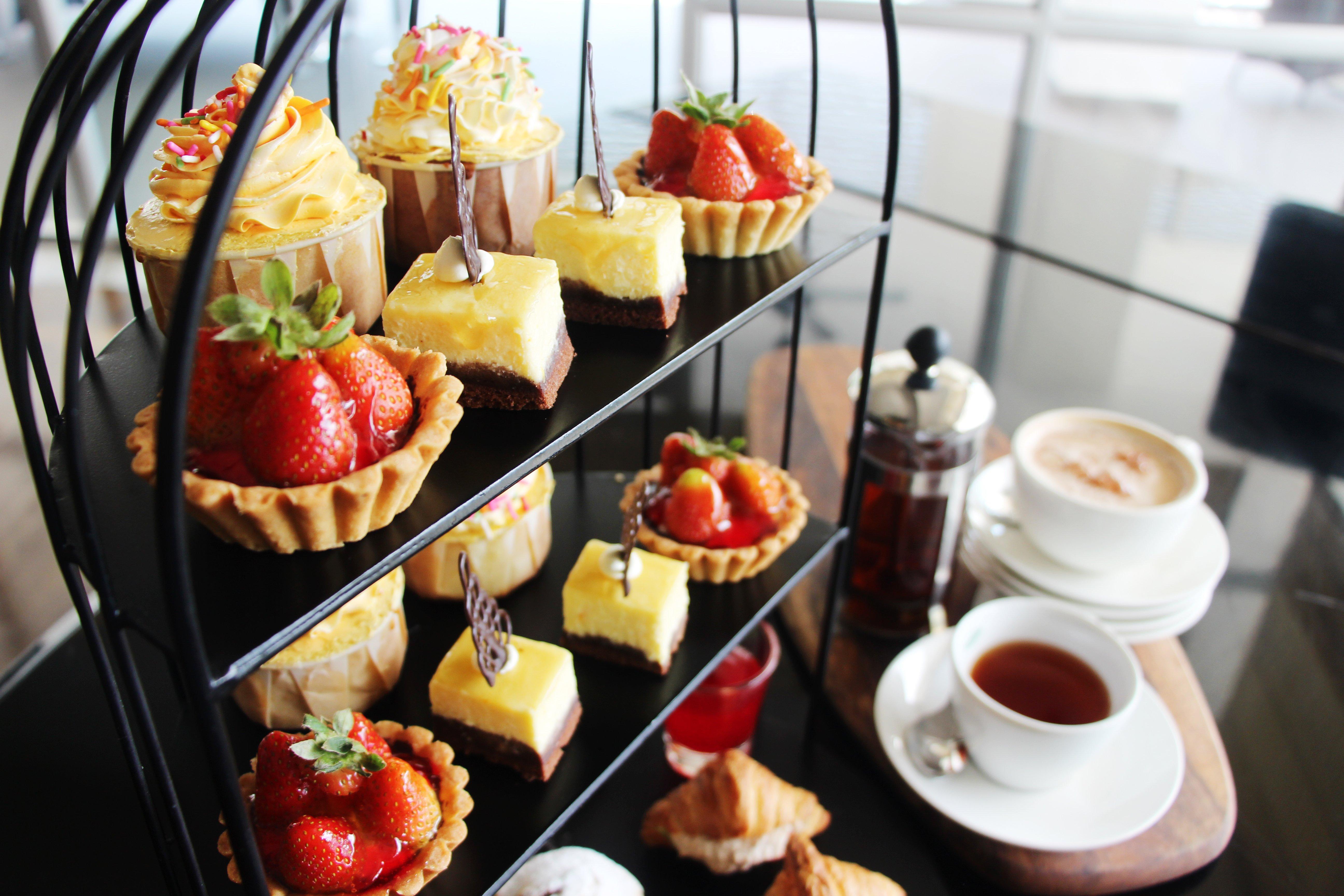 Holiday Inn Melaka By Ihg Экстерьер фото Afternoon tea