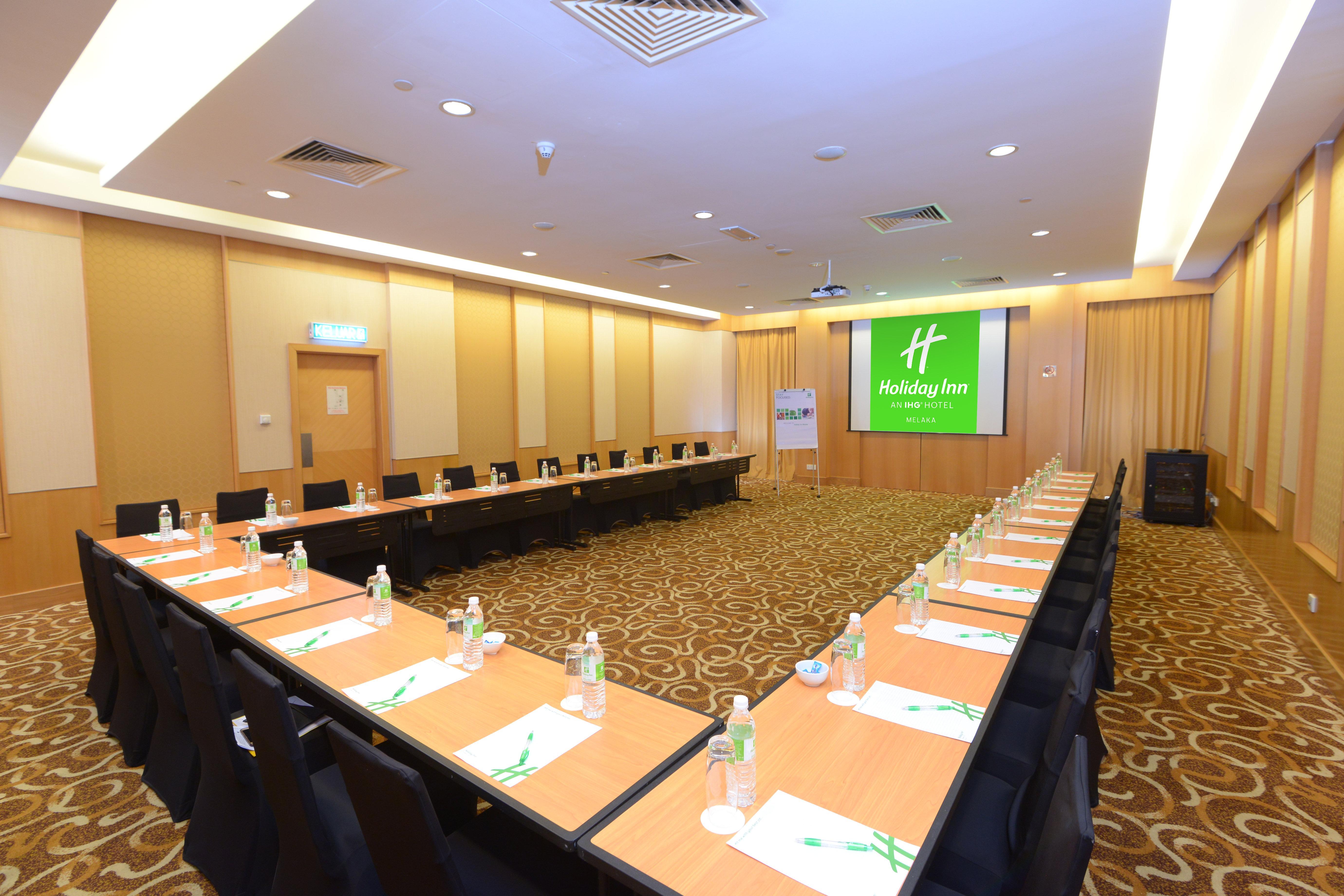 Holiday Inn Melaka By Ihg Экстерьер фото Meeting room